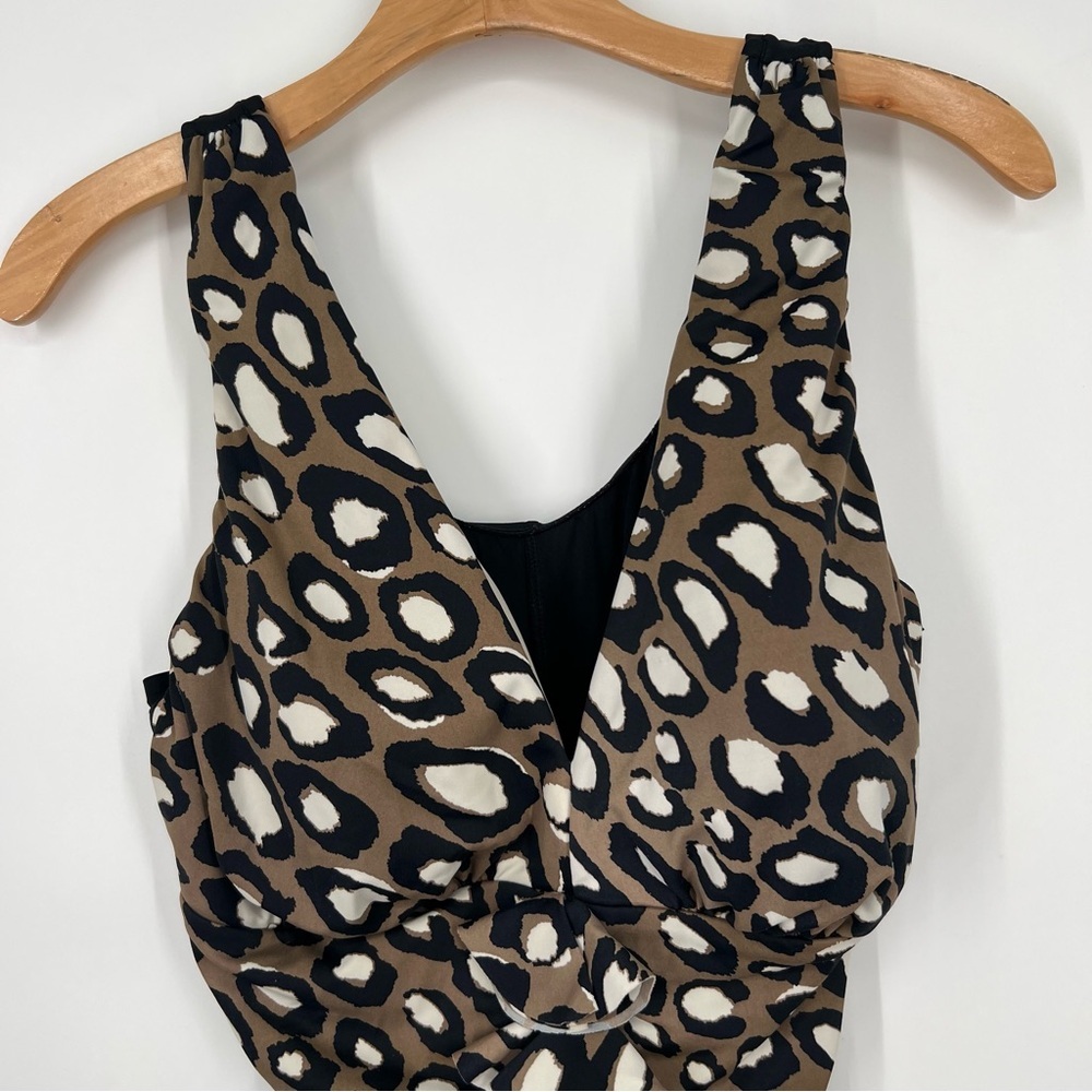 Miraclesuit Leopard Animal Print Ruffle One Piece Swimsuit - Picture 2 of 8